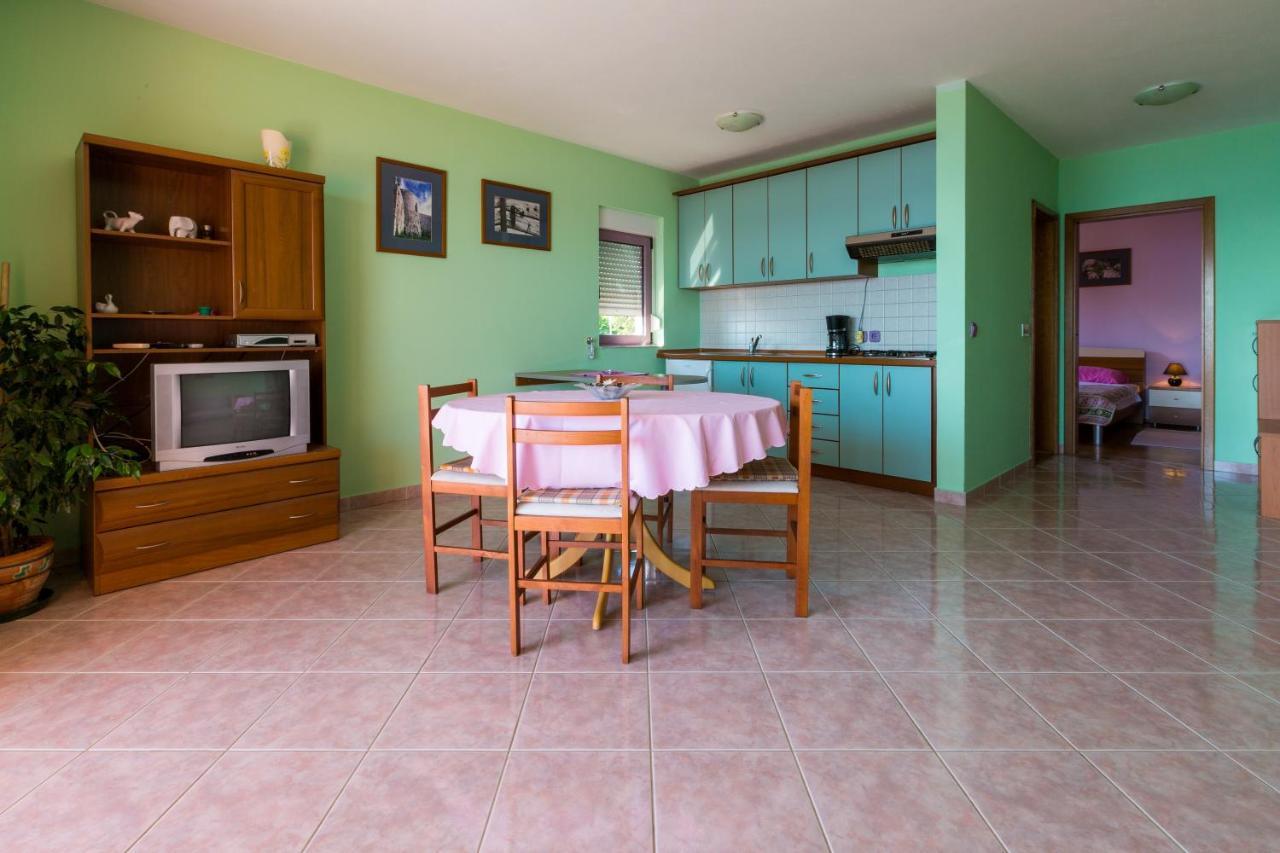 Apartmani Rino Dramalj Kültér fotó