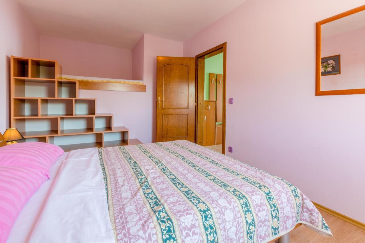 Apartmani Rino Dramalj Kültér fotó